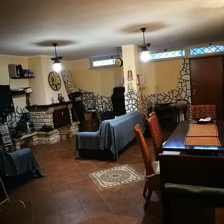 Villa Lory